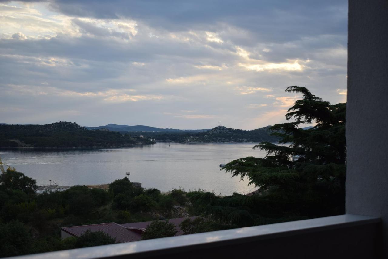 ホテル Matanovi Dvori-Krka National Park ロゾヴァック エクステリア 写真